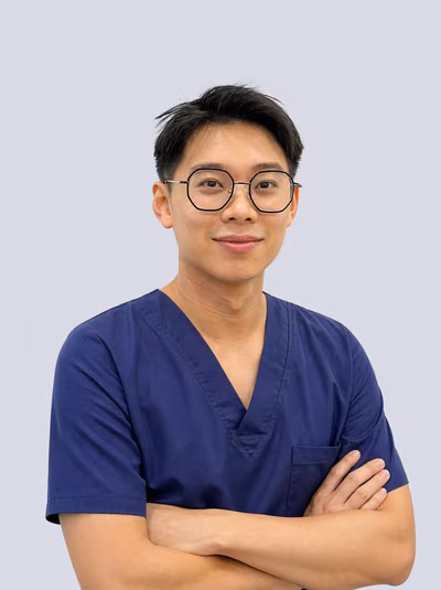 Dr. Brendan Lee Deng Yeong, Resident Dental Surgeon specializing in dental implants at Lau Dental Clinic Sri Petaling