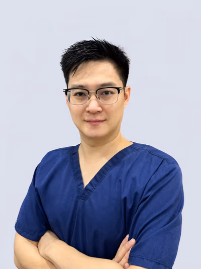 Dr. Lau Han Wei, principal dental surgeon